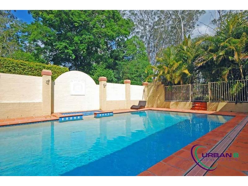 206 Brookfield Road, Kenmore Hills QLD 4069